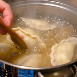 Jak gotować mrożone pierogi?