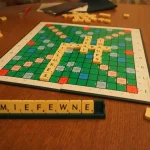 Czym jest słownik scrabble